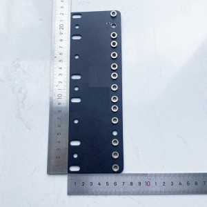 5U 23″ to 19″ Rack Reducer